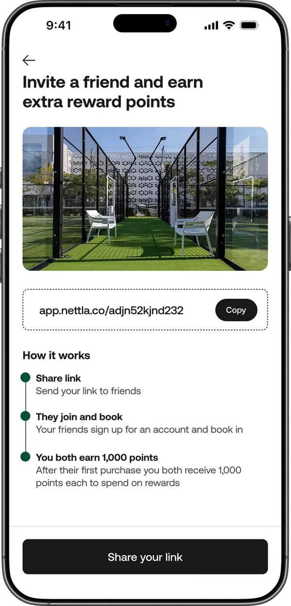 Invite a friend screen with a personal link