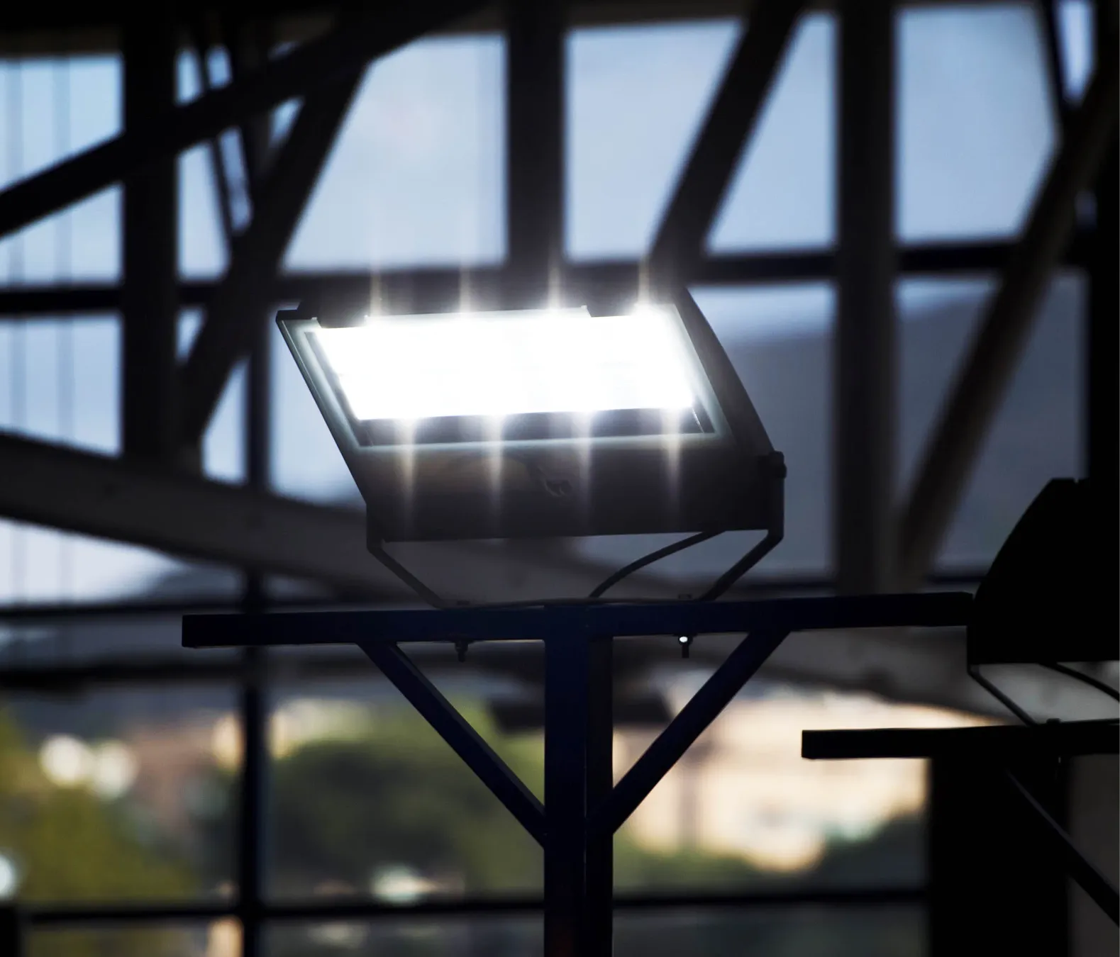 Automatic lights